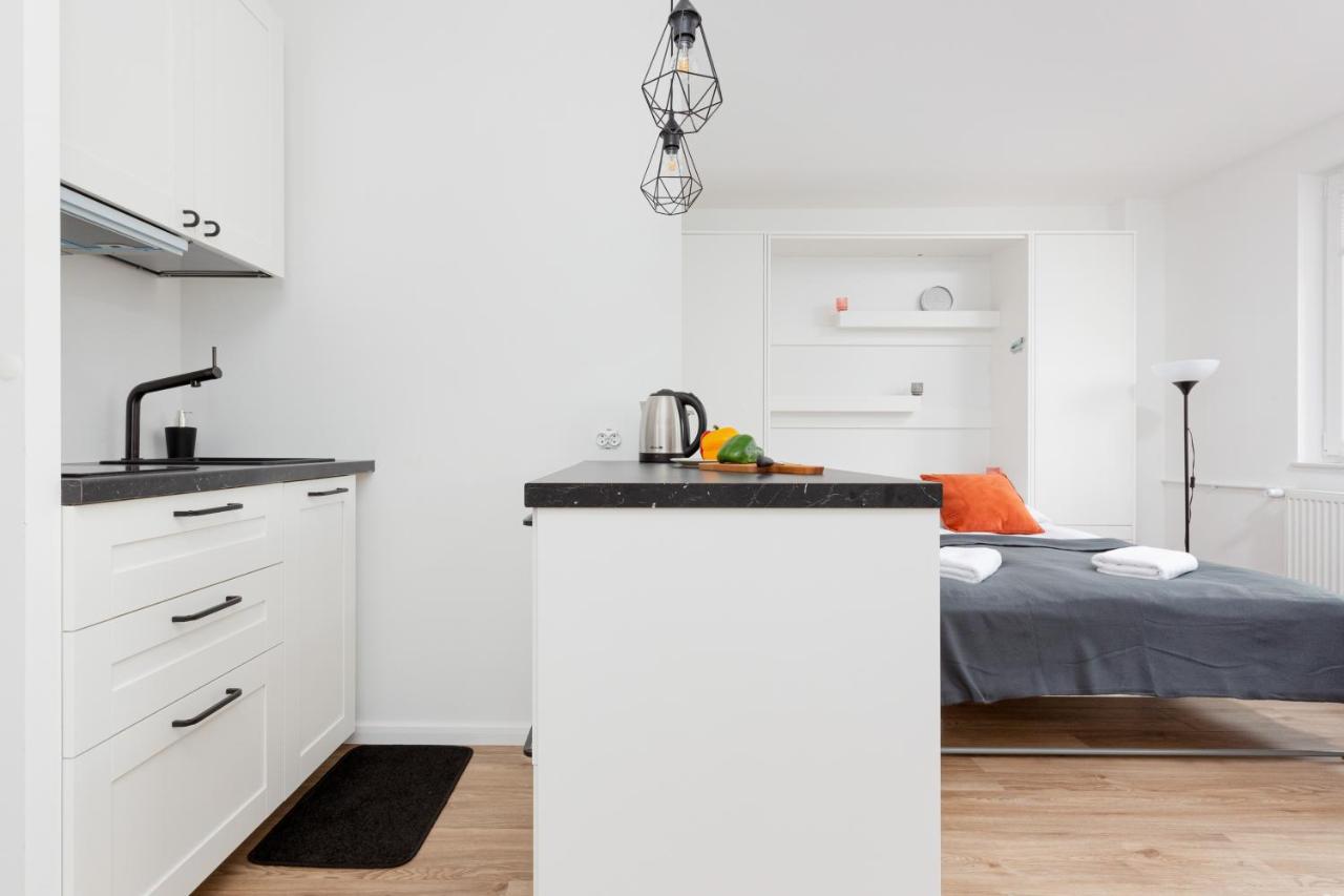 Studio Apartment Ochota Siemienskiego By Noclegi Renters Warsaw Exterior photo