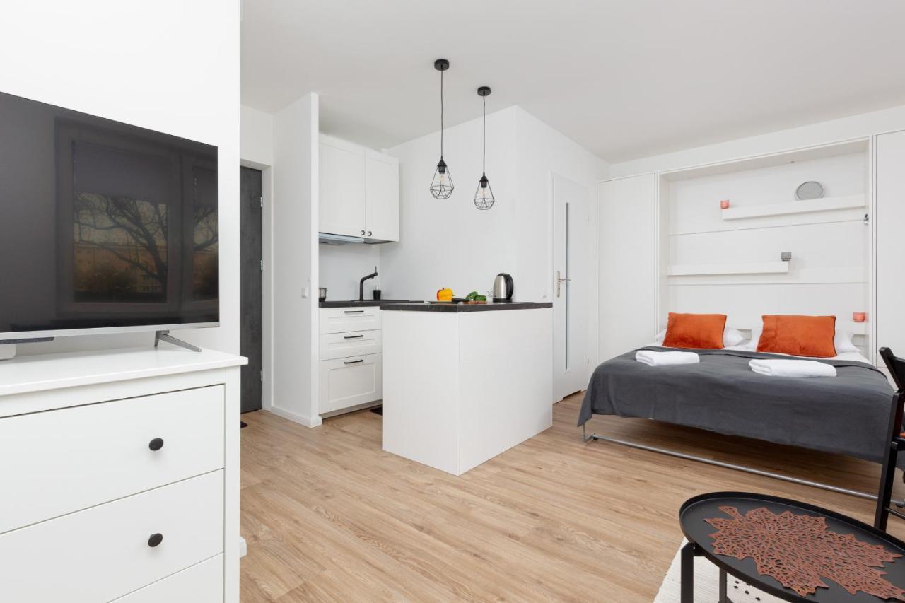 Studio Apartment Ochota Siemienskiego By Noclegi Renters Warsaw Exterior photo